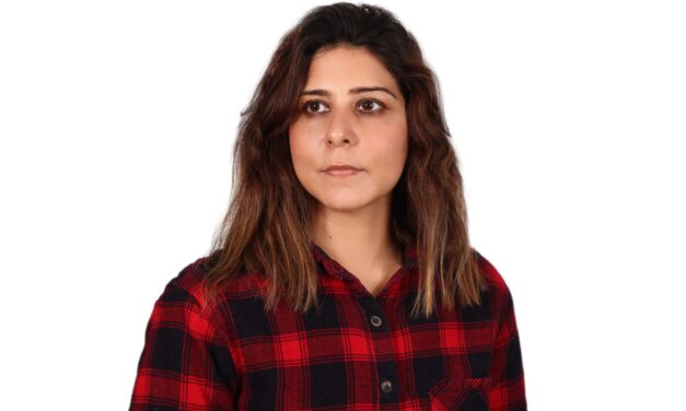 miCRo: “My Legs Are Salwar Starchy” by Huma Sheikh