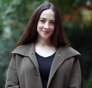 Five erasures from <em>Fascinating Womanhood</em>