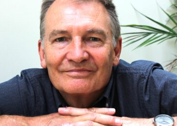 Watching Swallows from the Hall Doorway