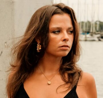 When My Lover Asks What I Would Do If He Were Transformed into a Guinea Pig and I Immediately Respond, “I Would Sell You.”